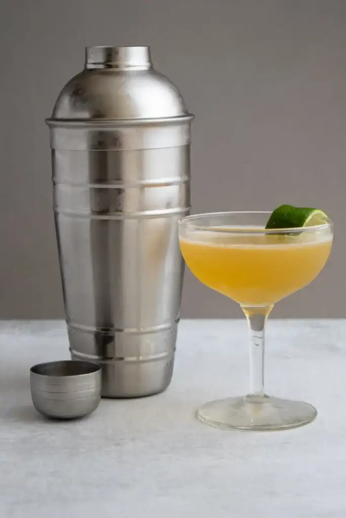 Lion's tail drink with bourbon and allspice dram